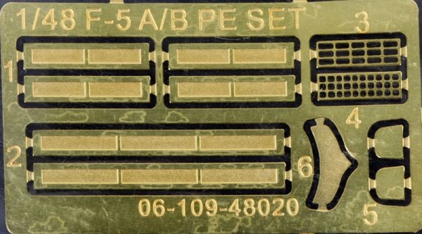 Kinetic Model Kits 48137 1/48 RF-5A Freedom Fighter - Image 18